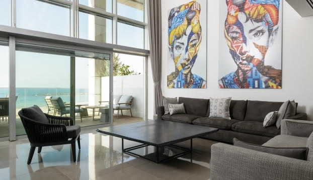 Apartment 4 Rooms| Herbert Samuel 10 | Beach Front Tel Aviv
